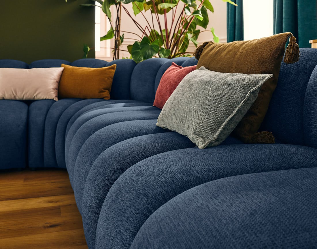 Canapé Modulable Arrondi Tissu Texturé 5 Places Bleu Angle Droit - Debbie